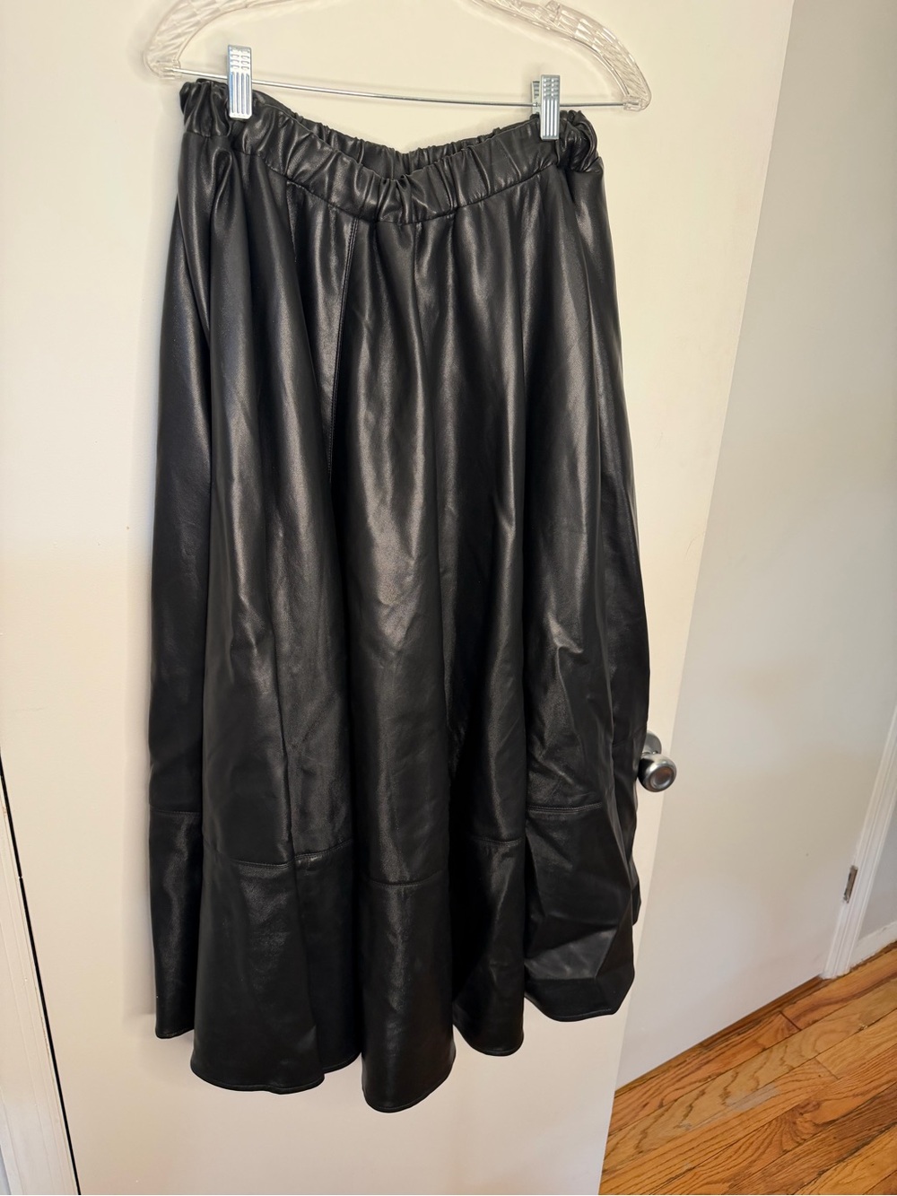 Karen Millen Faux Leather Skirt - Picture 3 of 4